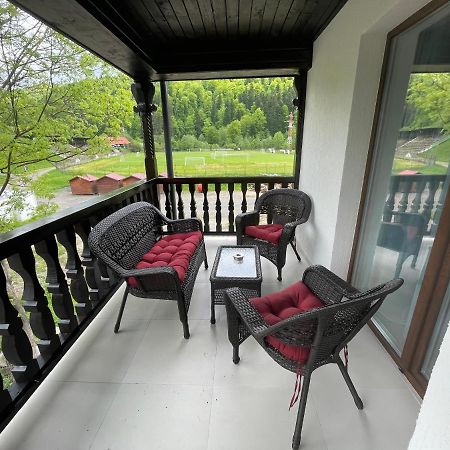 Castle Residence Apt. Eminescu Busteni Ngoại thất bức ảnh